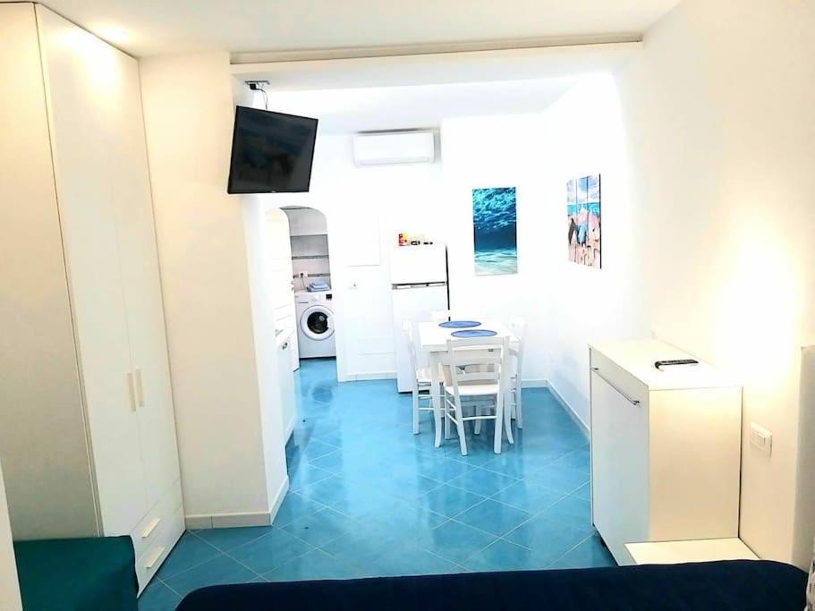A Due Passi Dal Mare Lägenhet Ischia Exteriör bild