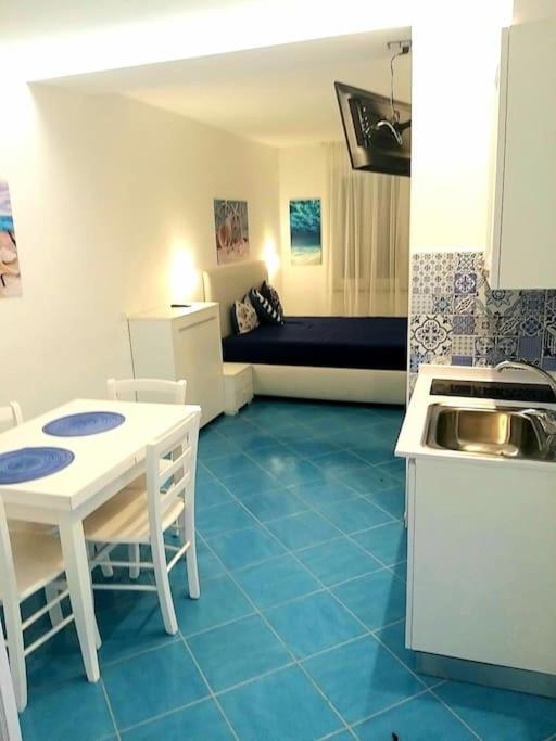 A Due Passi Dal Mare Lägenhet Ischia Exteriör bild